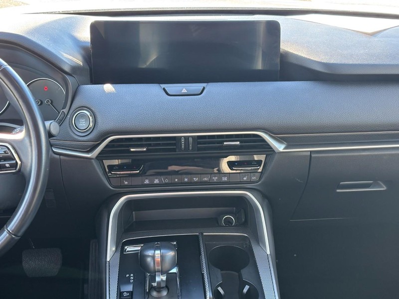 Mazda CX-90 Vehicle Full-screen Gallery Image 15