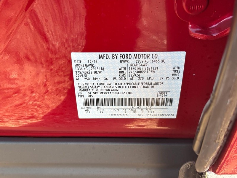 Lincoln Aviator Vehicle Full-screen Gallery Image 27