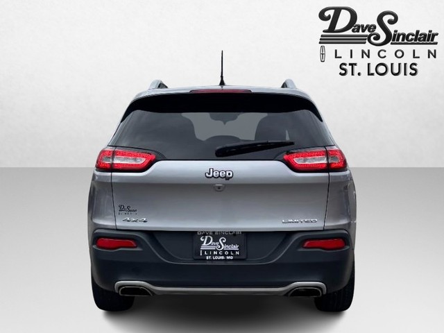 Jeep Cherokee Vehicle Full-screen Gallery Image 06