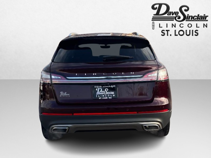 Lincoln Nautilus Vehicle Full-screen Gallery Image 06