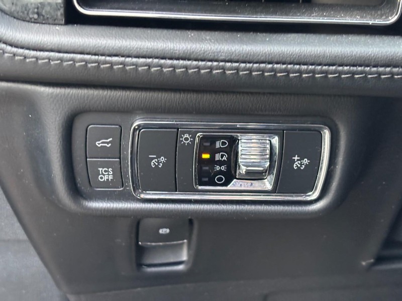 Lincoln Nautilus Vehicle Full-screen Gallery Image 18