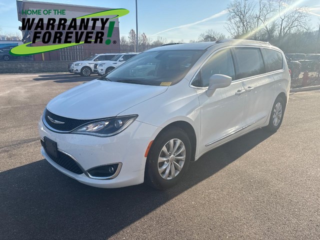 Ballwin MO 2018 Chrysler Pacifica more details - chrysler pacifica