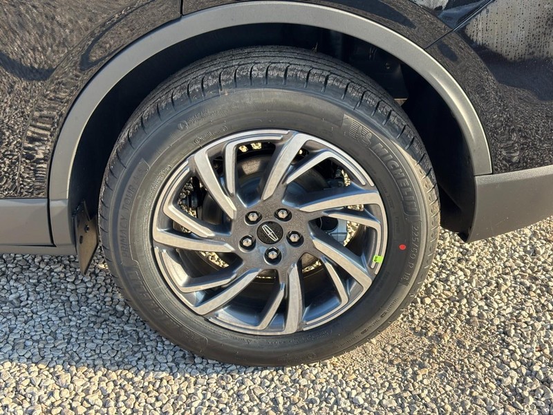 Lincoln Corsair Vehicle Full-screen Gallery Image 10