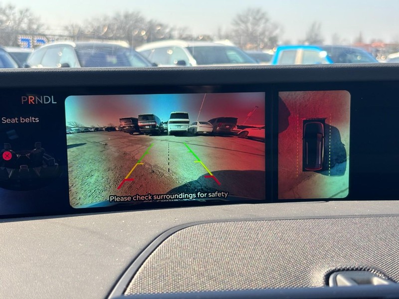 Lincoln Nautilus Vehicle Full-screen Gallery Image 25