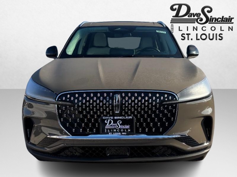 Lincoln Aviator Vehicle Full-screen Gallery Image 02