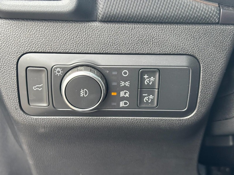 Ford Bronco Sport Vehicle Full-screen Gallery Image 16