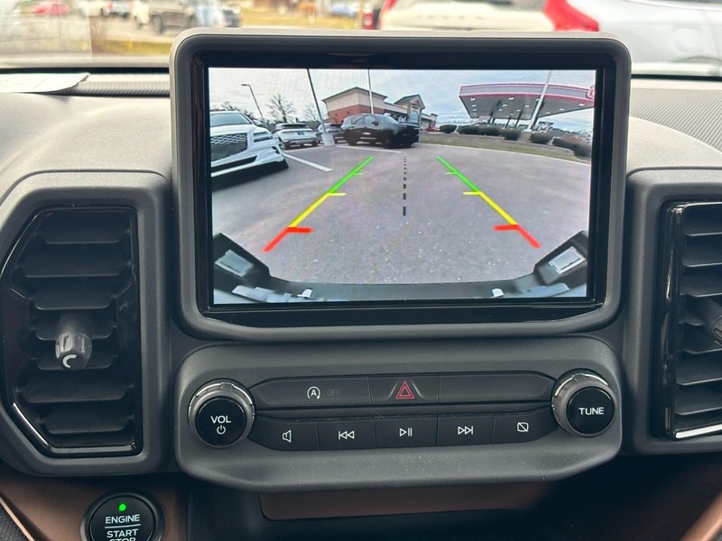 Ford Bronco Sport Vehicle Full-screen Gallery Image 22