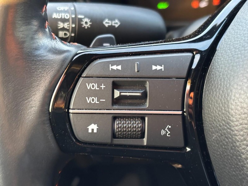 Honda CR-V Hybrid Vehicle Full-screen Gallery Image 19