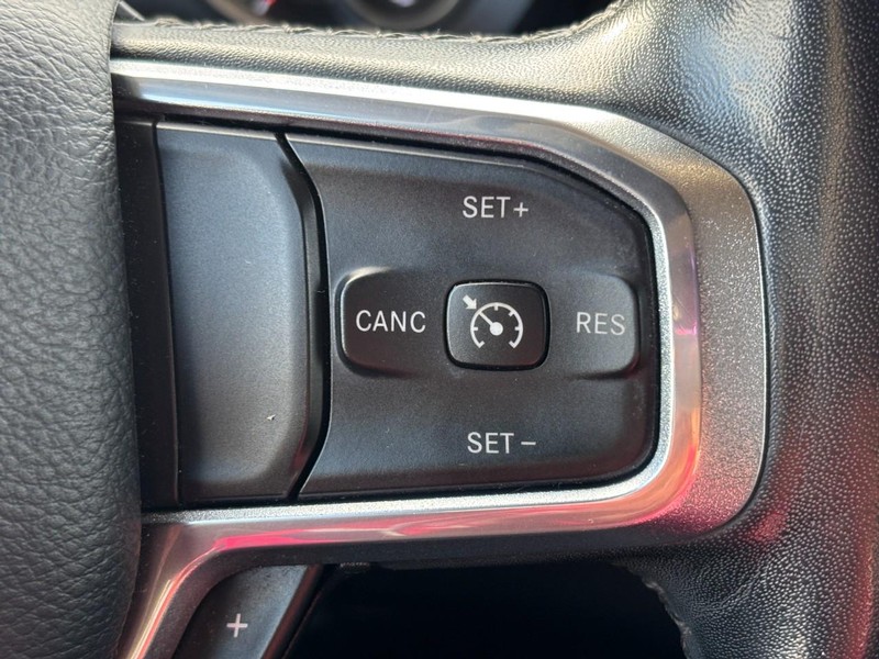 Ram 1500 Vehicle Full-screen Gallery Image 20