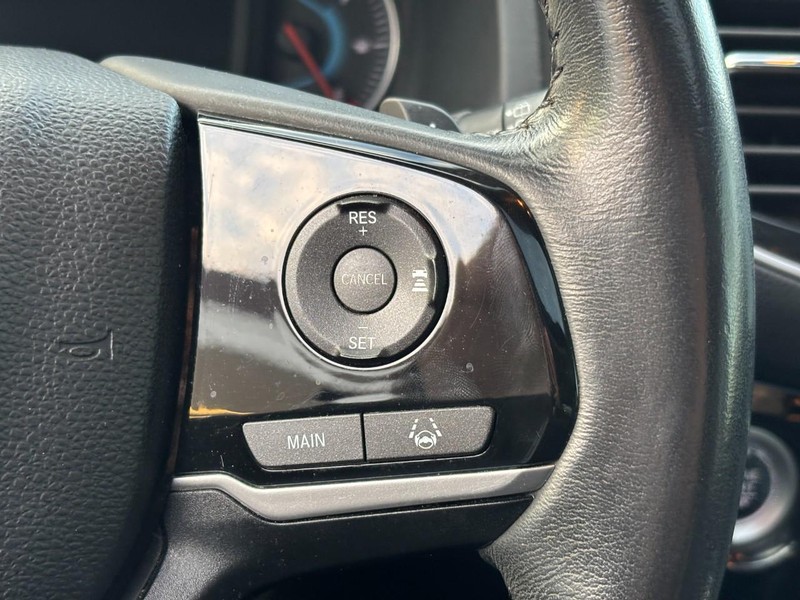 Honda Pilot Vehicle Full-screen Gallery Image 22