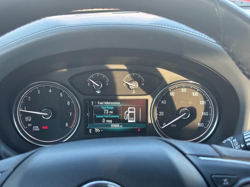 Buick Enclave Vehicle Full-screen Gallery Image 21