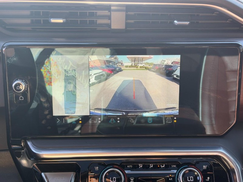 GMC Sierra 1500 Vehicle Full-screen Gallery Image 22