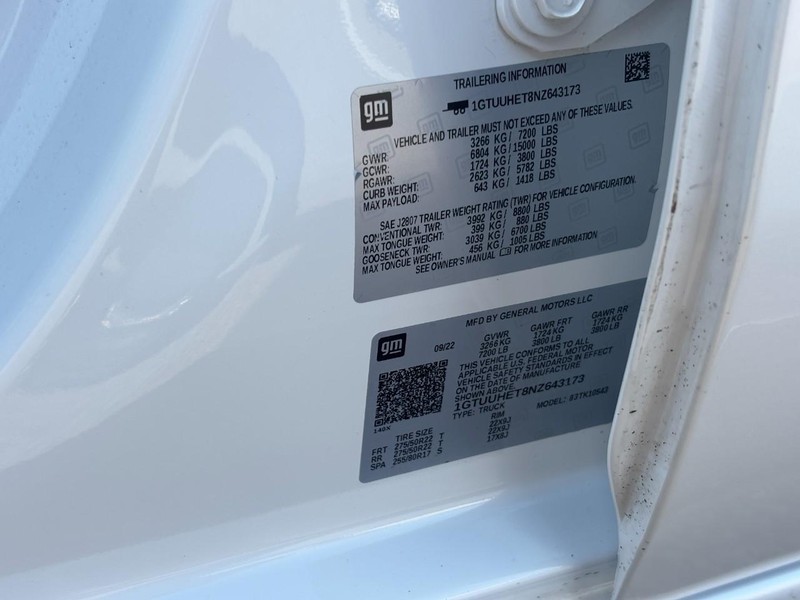 GMC Sierra 1500 Vehicle Full-screen Gallery Image 24