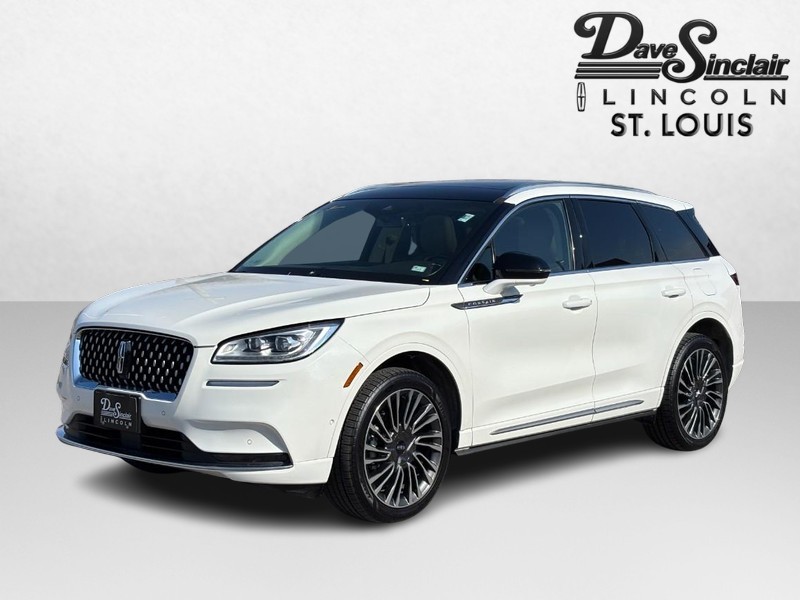 Lincoln Corsair Vehicle Full-screen Gallery Image 07