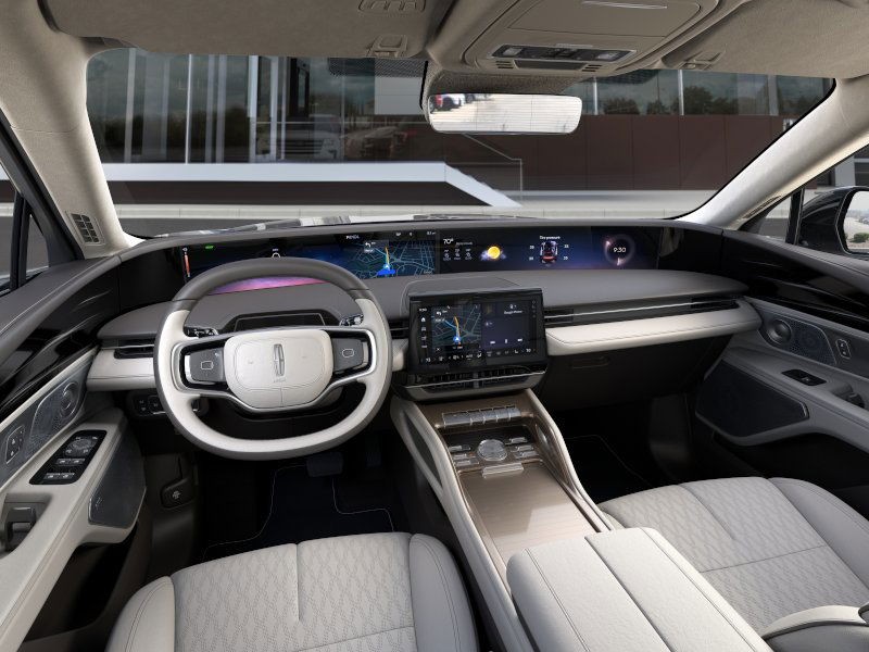 Lincoln Nautilus Vehicle Full-screen Gallery Image 10