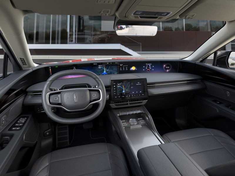 Lincoln Nautilus Vehicle Full-screen Gallery Image 10