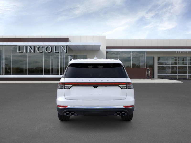 Lincoln Aviator Vehicle Full-screen Gallery Image 05