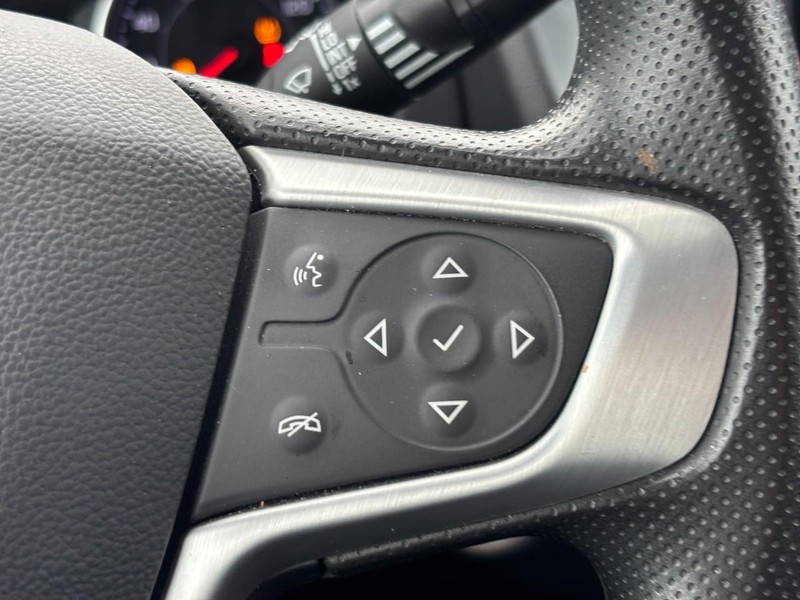 GMC Terrain Vehicle Full-screen Gallery Image 19