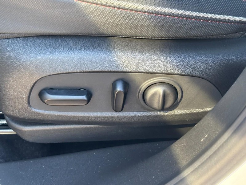 Chevrolet TrailBlazer Vehicle Full-screen Gallery Image 15