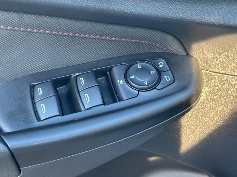 Chevrolet TrailBlazer Vehicle Full-screen Gallery Image 16