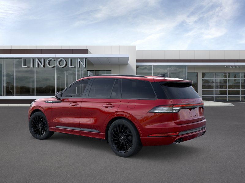 Lincoln Aviator Vehicle Full-screen Gallery Image 04