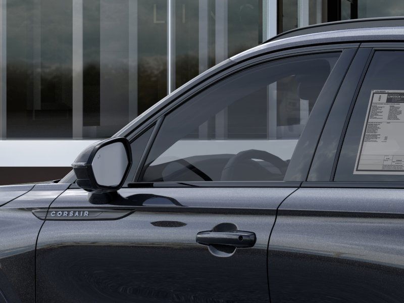 Lincoln Corsair Vehicle Full-screen Gallery Image 21