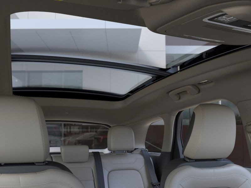 Lincoln Corsair Vehicle Full-screen Gallery Image 23