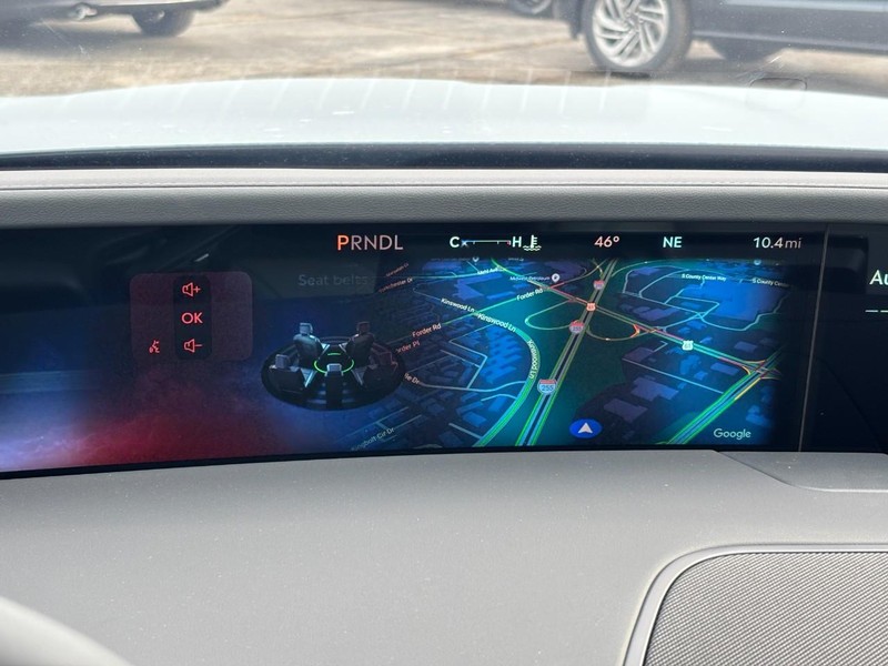 Lincoln Nautilus Vehicle Full-screen Gallery Image 22