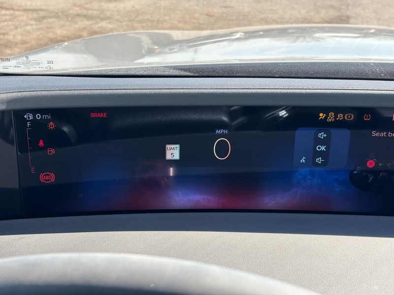 Lincoln Nautilus Vehicle Full-screen Gallery Image 22