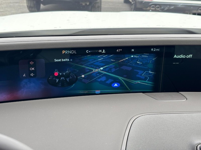 Lincoln Nautilus Vehicle Full-screen Gallery Image 23