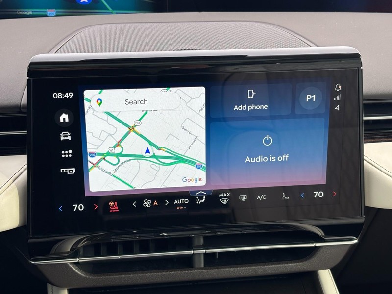 Lincoln Nautilus Vehicle Full-screen Gallery Image 25