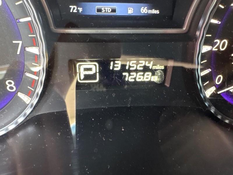 INFINITI QX60 Vehicle Full-screen Gallery Image 07