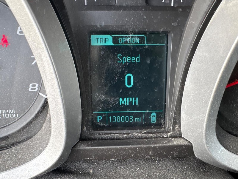 Chevrolet Equinox Vehicle Full-screen Gallery Image 07