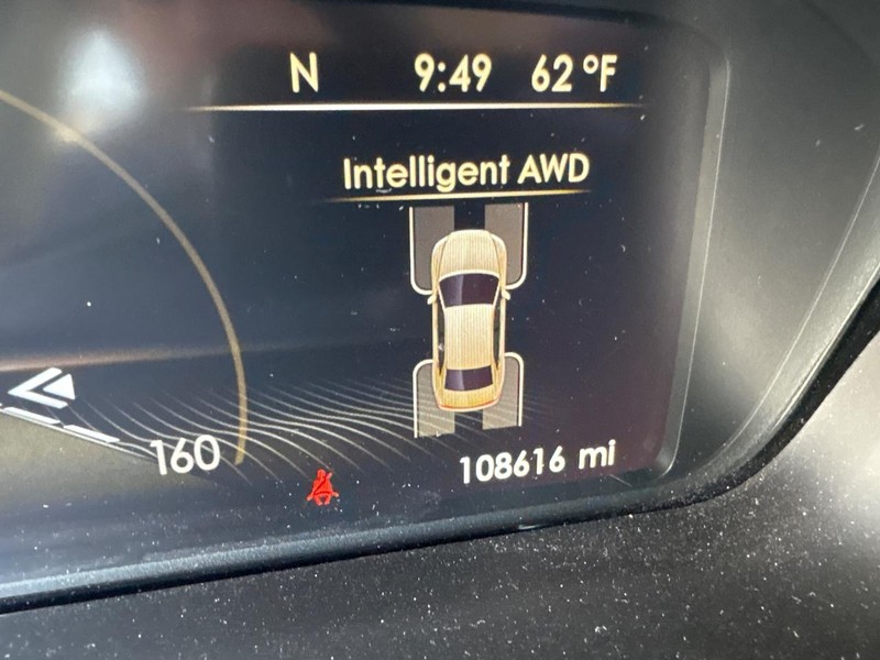 Lincoln Continental Vehicle Full-screen Gallery Image 07