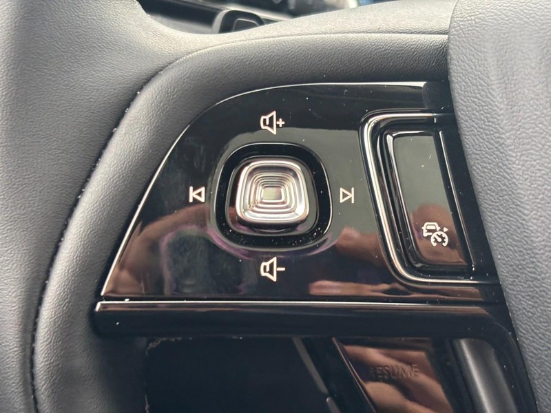 Lincoln Corsair Vehicle Full-screen Gallery Image 19