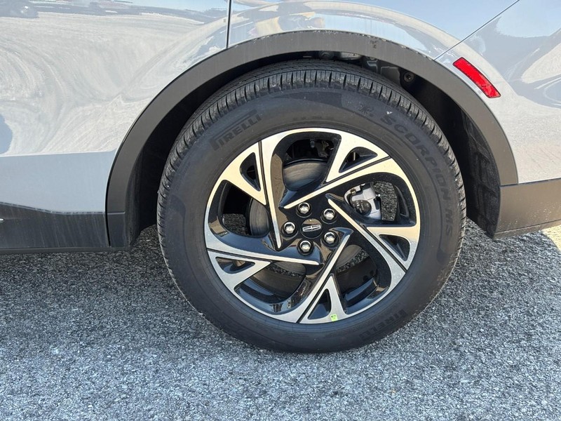 Lincoln Nautilus Vehicle Full-screen Gallery Image 10