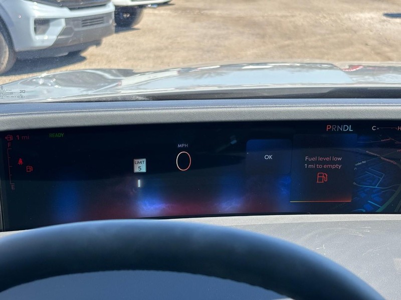 Lincoln Nautilus Vehicle Full-screen Gallery Image 22