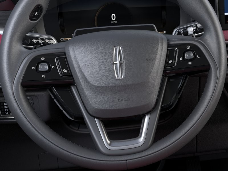 Lincoln Corsair Vehicle Full-screen Gallery Image 13