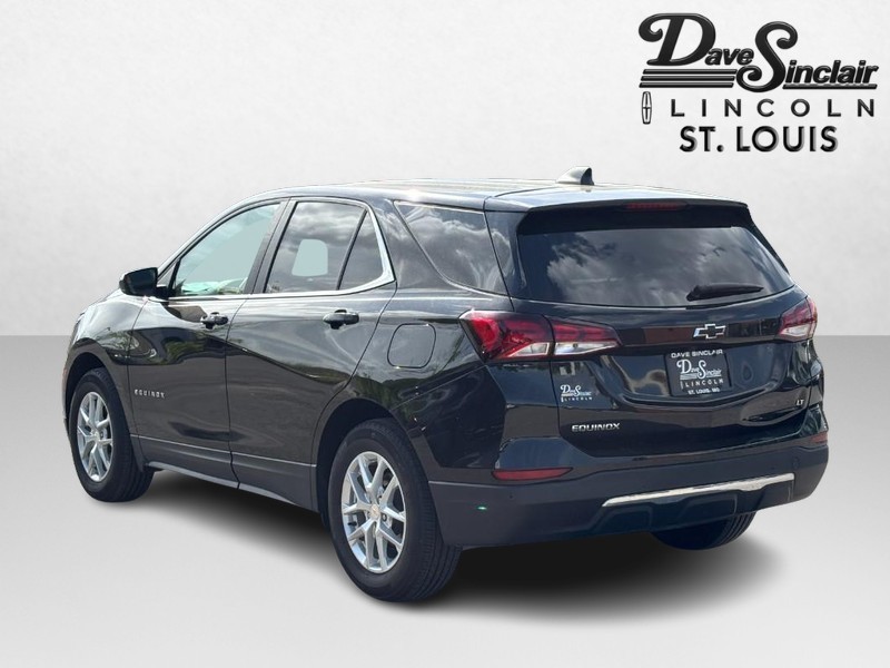 Chevrolet Equinox Vehicle Full-screen Gallery Image 05