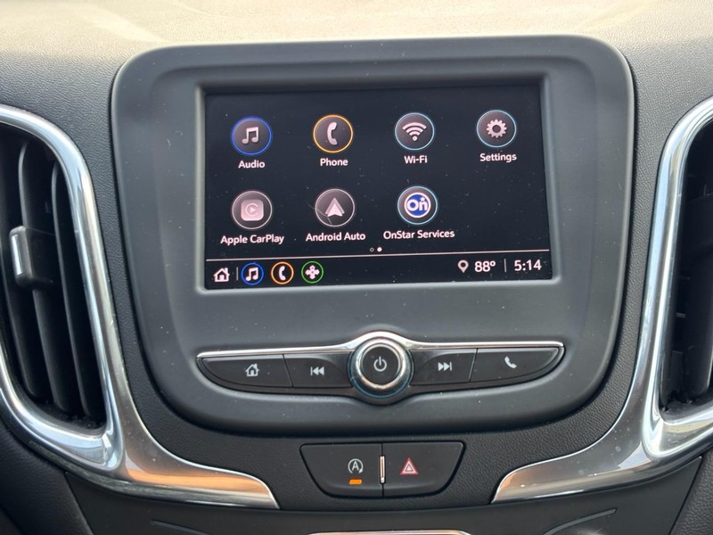 Chevrolet Equinox Vehicle Full-screen Gallery Image 22
