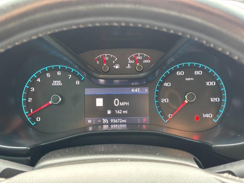 GMC Canyon Vehicle Full-screen Gallery Image 20