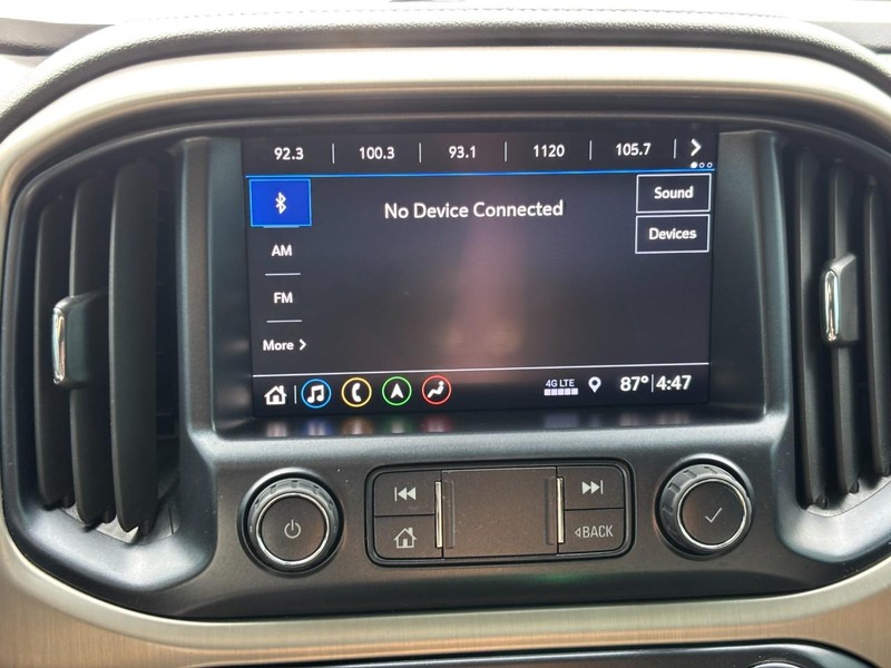 GMC Canyon Vehicle Full-screen Gallery Image 21