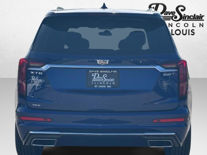 Cadillac XT6 Vehicle Full-screen Gallery Image 04