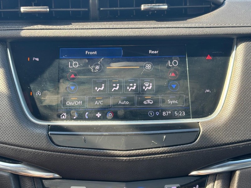 Cadillac XT6 Vehicle Full-screen Gallery Image 20