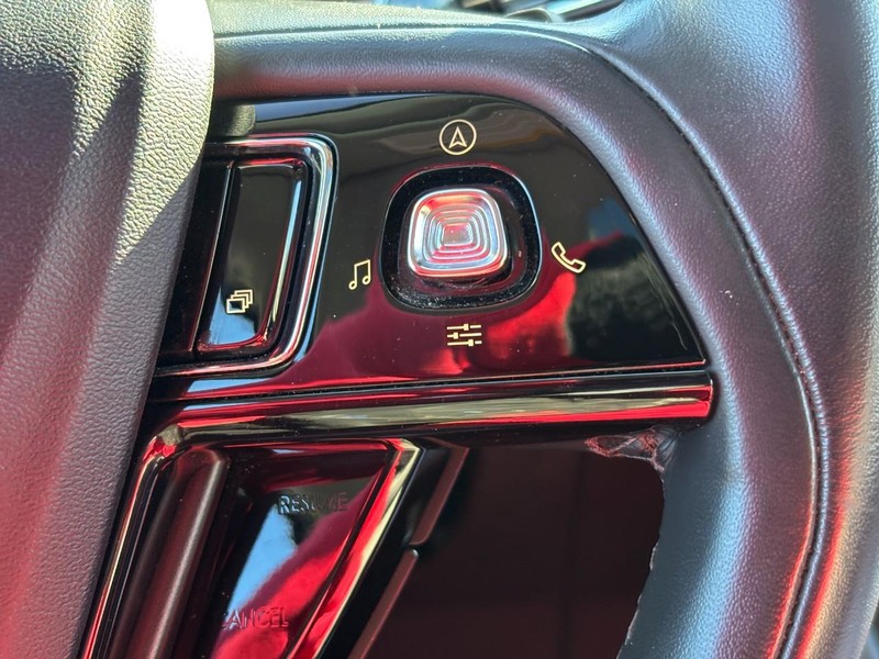 Lincoln Corsair Vehicle Full-screen Gallery Image 19