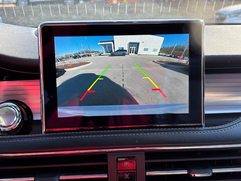 Lincoln Corsair Vehicle Full-screen Gallery Image 23