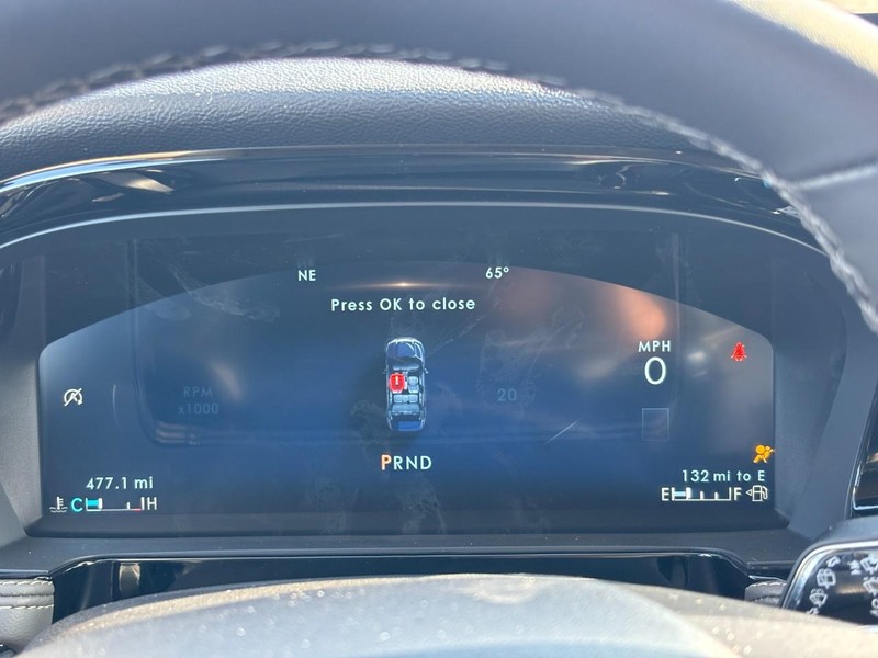 Lincoln Corsair Vehicle Full-screen Gallery Image 20