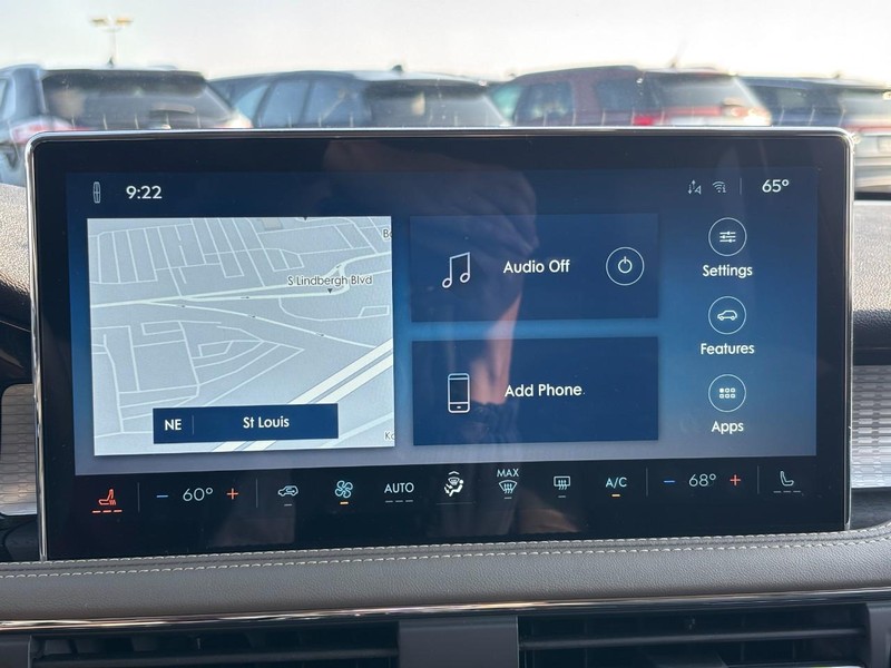 Lincoln Corsair Vehicle Full-screen Gallery Image 21
