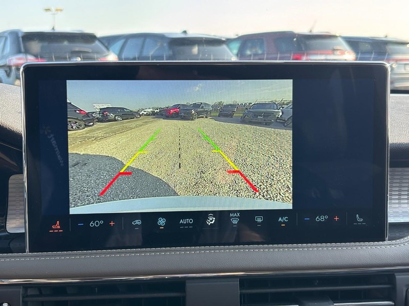 Lincoln Corsair Vehicle Full-screen Gallery Image 22