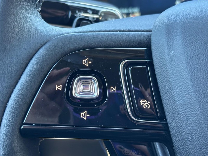 Lincoln Corsair Vehicle Full-screen Gallery Image 18